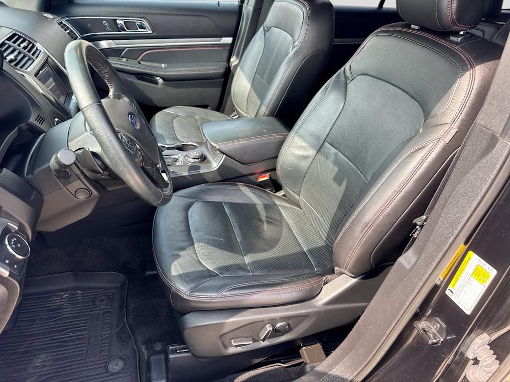 Thumbnail: 2018 Ford Explorer - 9