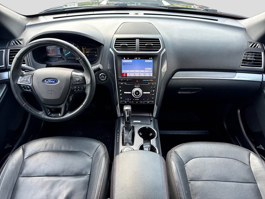 Thumbnail: 2018 Ford Explorer - 8