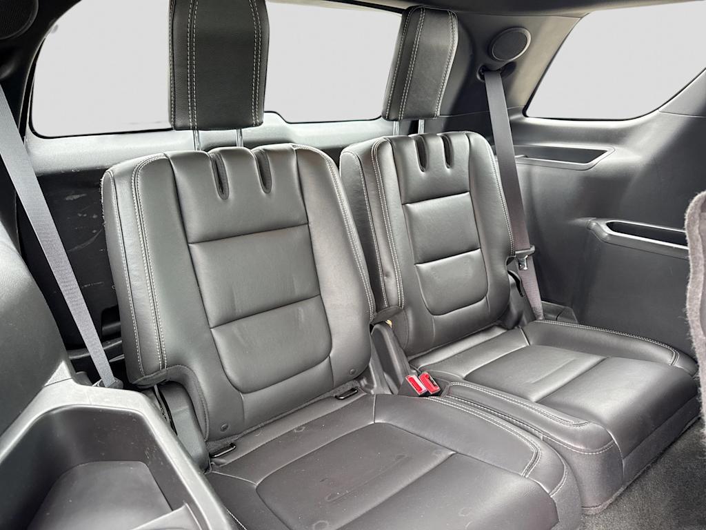 Thumbnail: 2015 Ford Explorer - 29