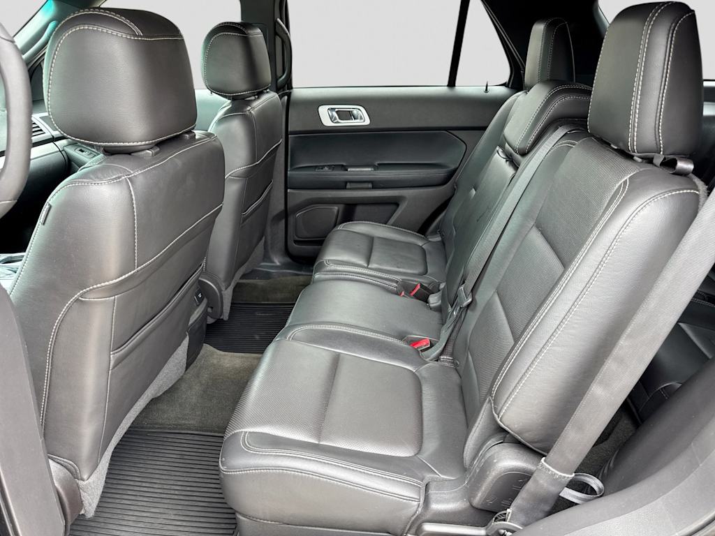 Thumbnail: 2015 Ford Explorer - 26
