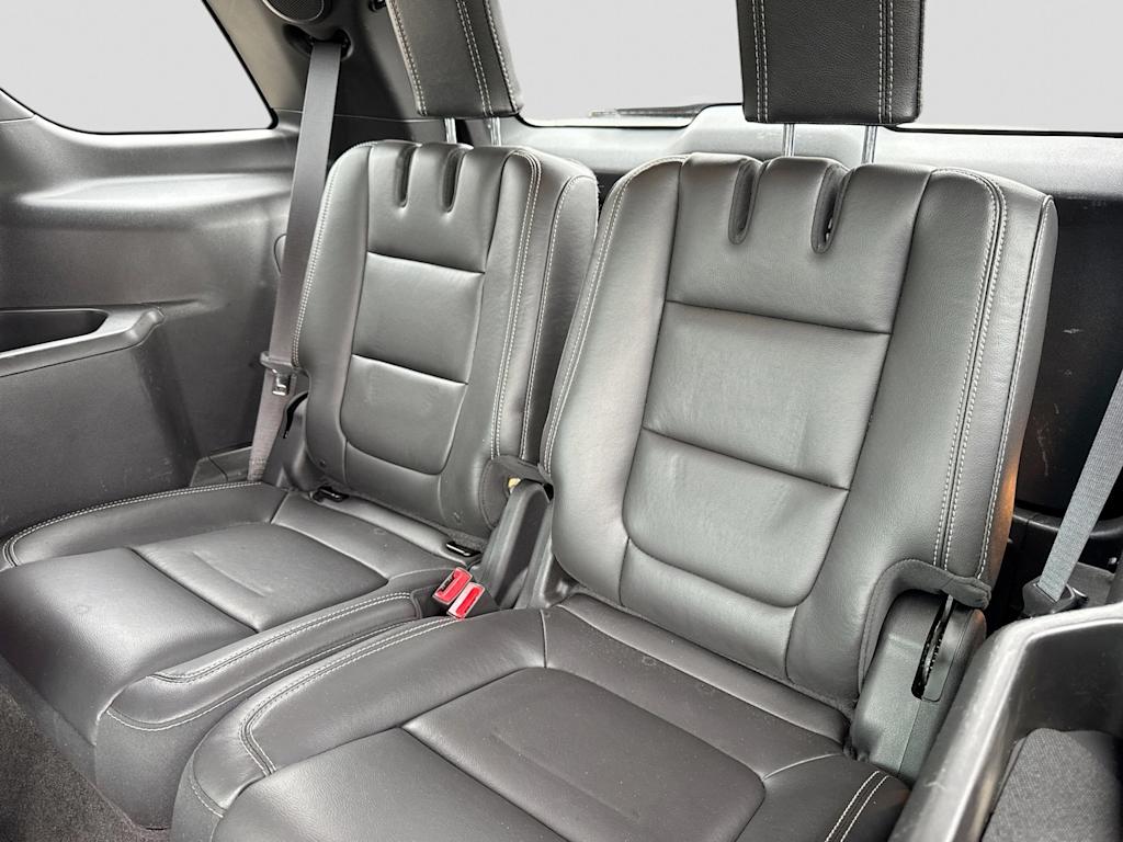 Thumbnail: 2015 Ford Explorer - 28