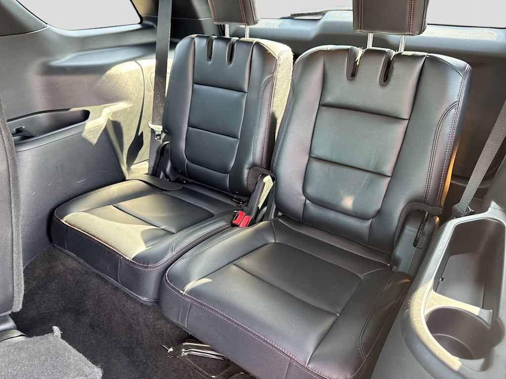 Thumbnail: 2016 Ford Explorer - 30
