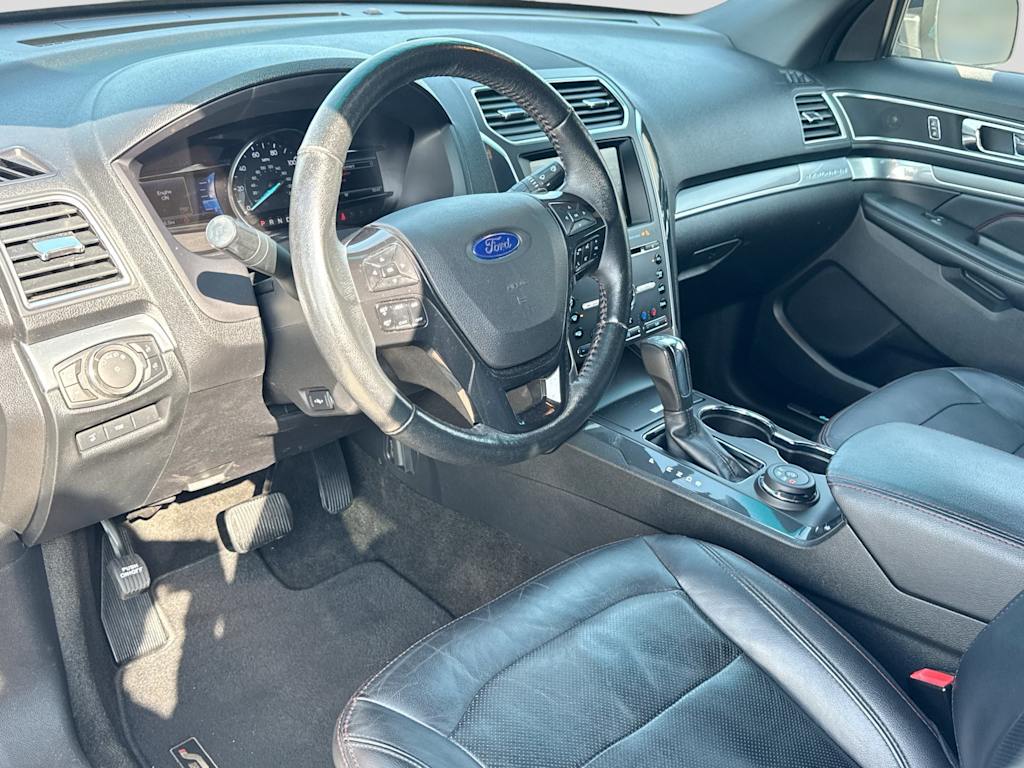 Thumbnail: 2016 Ford Explorer - 2
