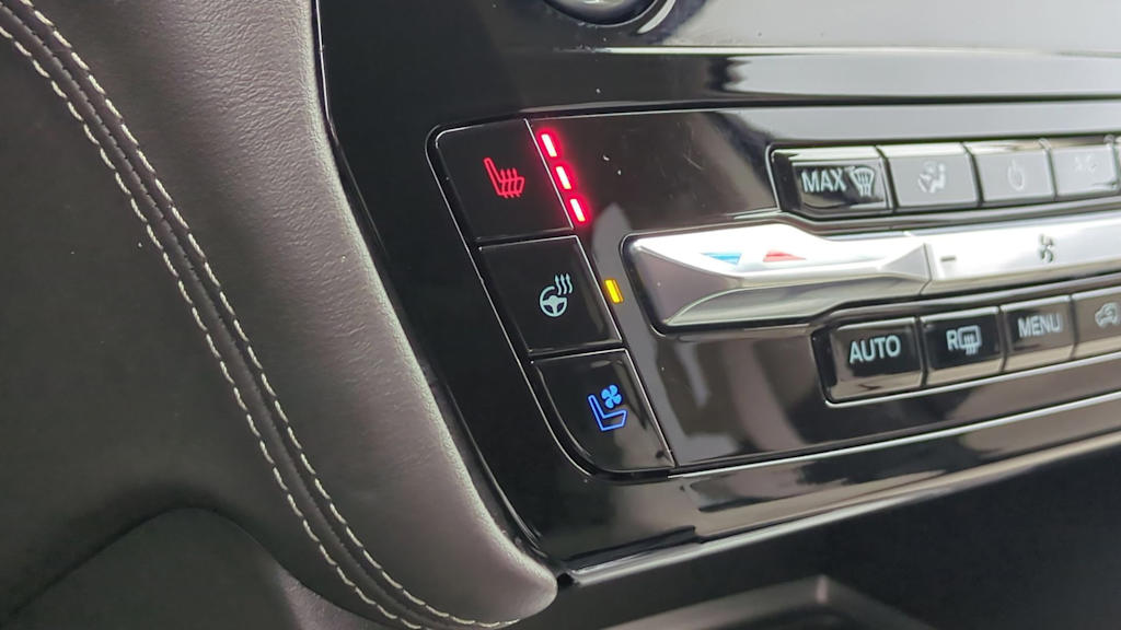 Thumbnail: 2023 Ford Explorer - 36