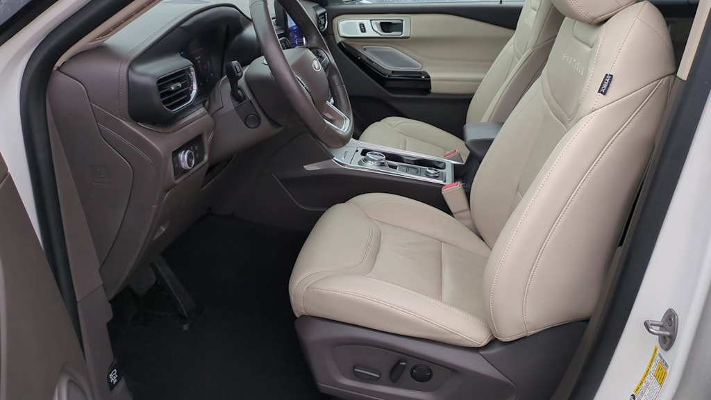 Thumbnail: 2023 Ford Explorer - 11