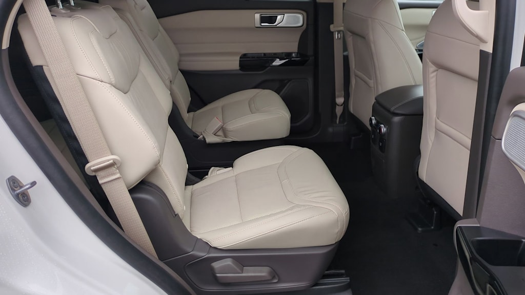 Thumbnail: 2023 Ford Explorer - 25