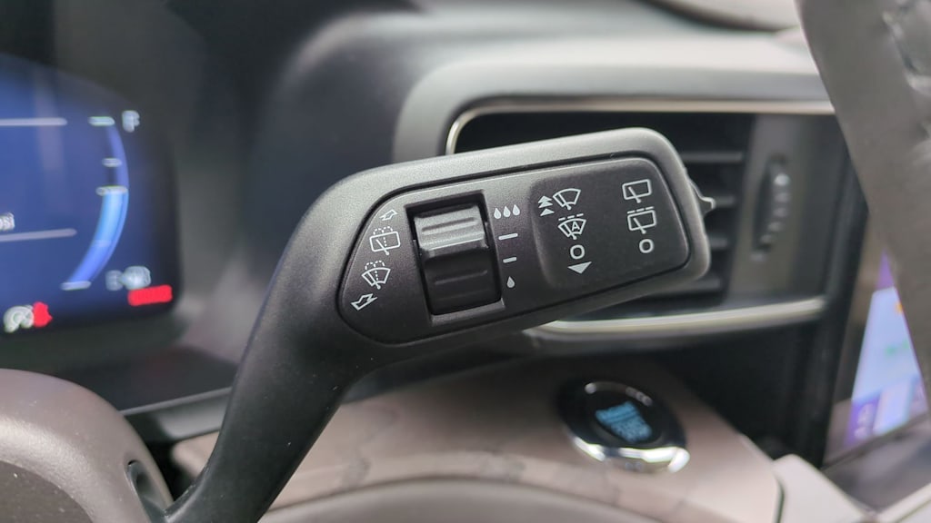 Thumbnail: 2023 Ford Explorer - 29