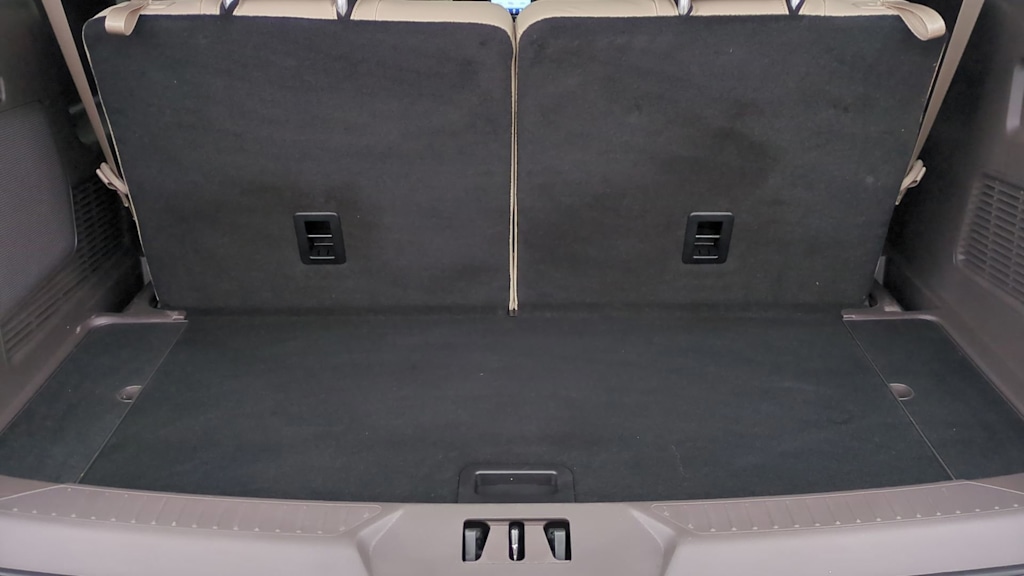 Thumbnail: 2023 Ford Explorer - 16