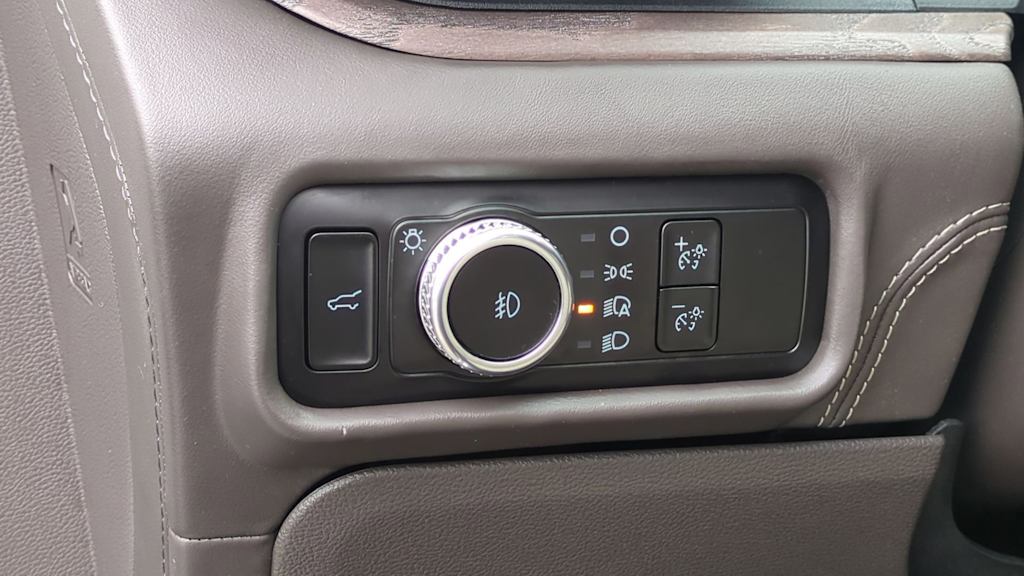 Thumbnail: 2023 Ford Explorer - 23