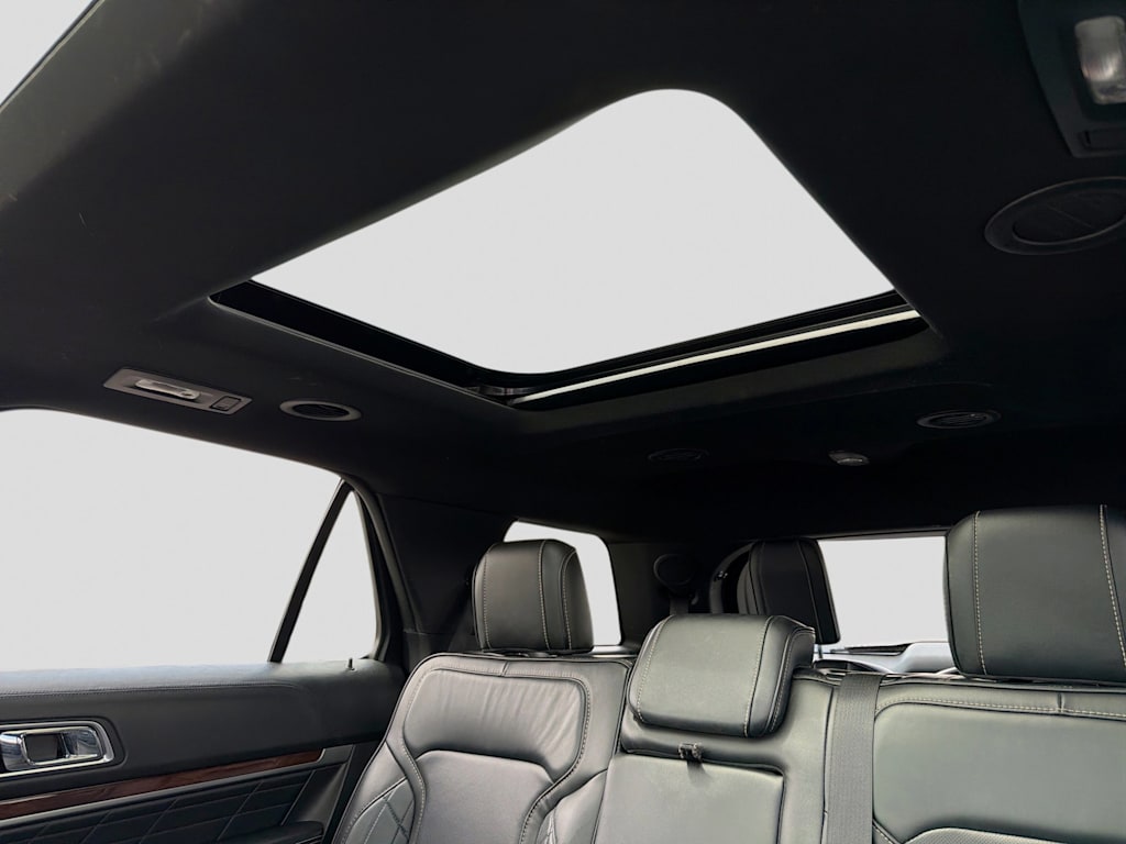 Thumbnail: 2017 Ford Explorer - 29