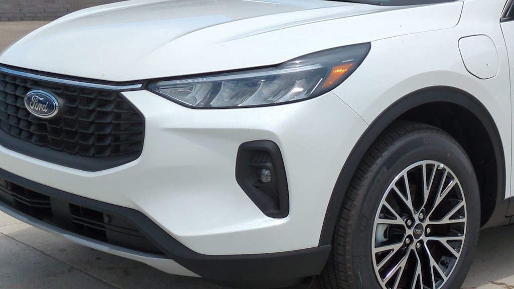 Thumbnail: 2025 Ford Escape - 21