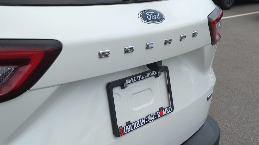Thumbnail: 2025 Ford Escape - 7