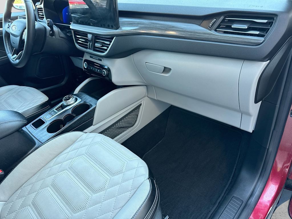 Thumbnail: 2023 Ford Escape - 7