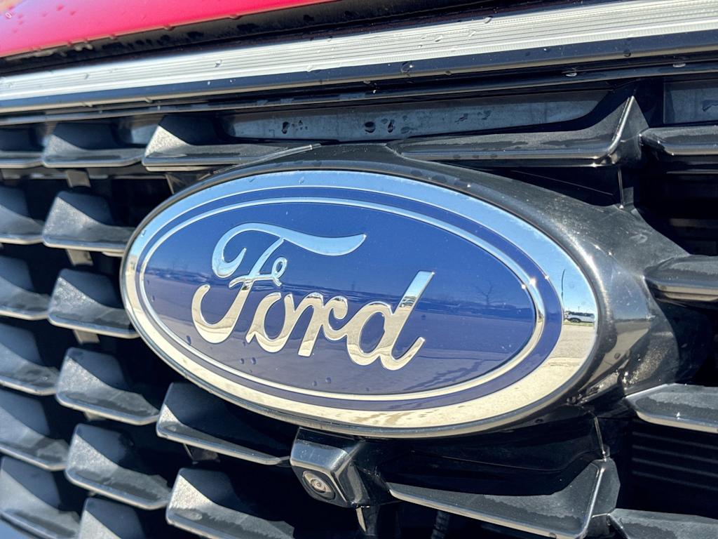 Thumbnail: 2023 Ford Escape - 3