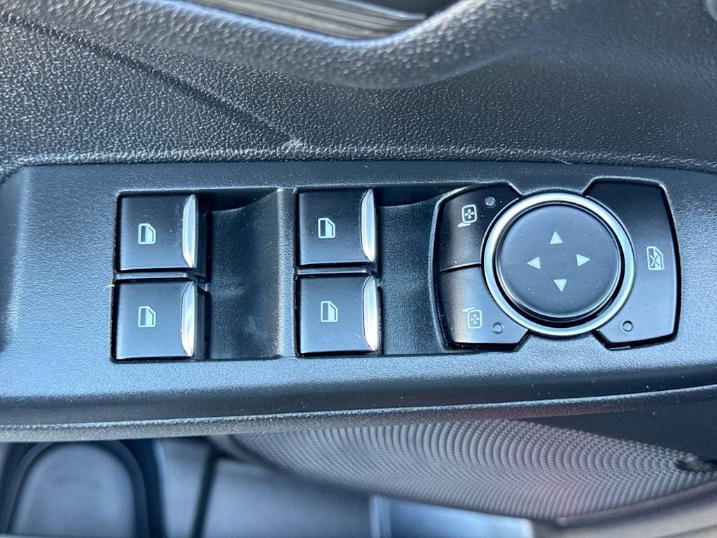 Thumbnail: 2023 Ford Escape - 19