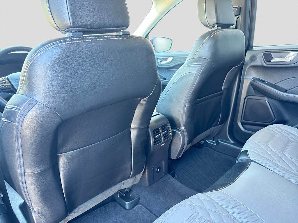 Thumbnail: 2023 Ford Escape - 20