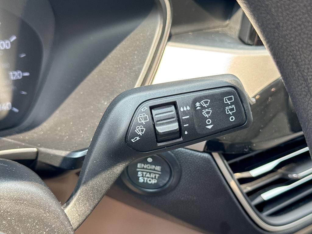 Thumbnail: 2020 Ford Escape - 31