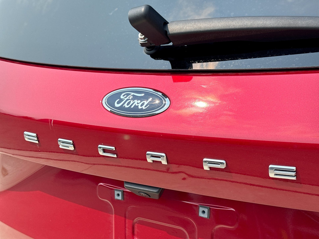 Thumbnail: 2020 Ford Escape - 24