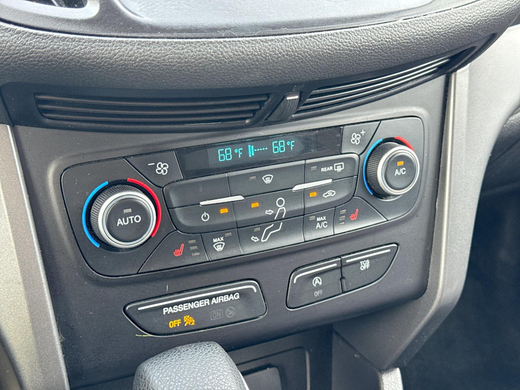 Thumbnail: 2018 Ford Escape - 32