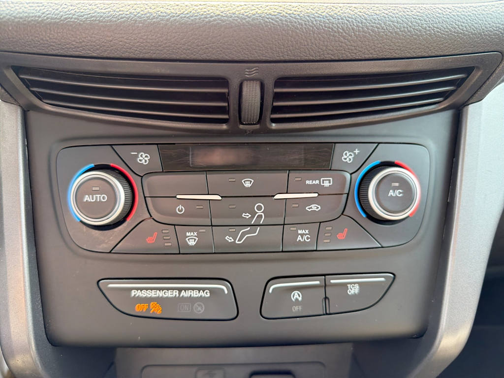 Thumbnail: 2019 Ford Escape - 32