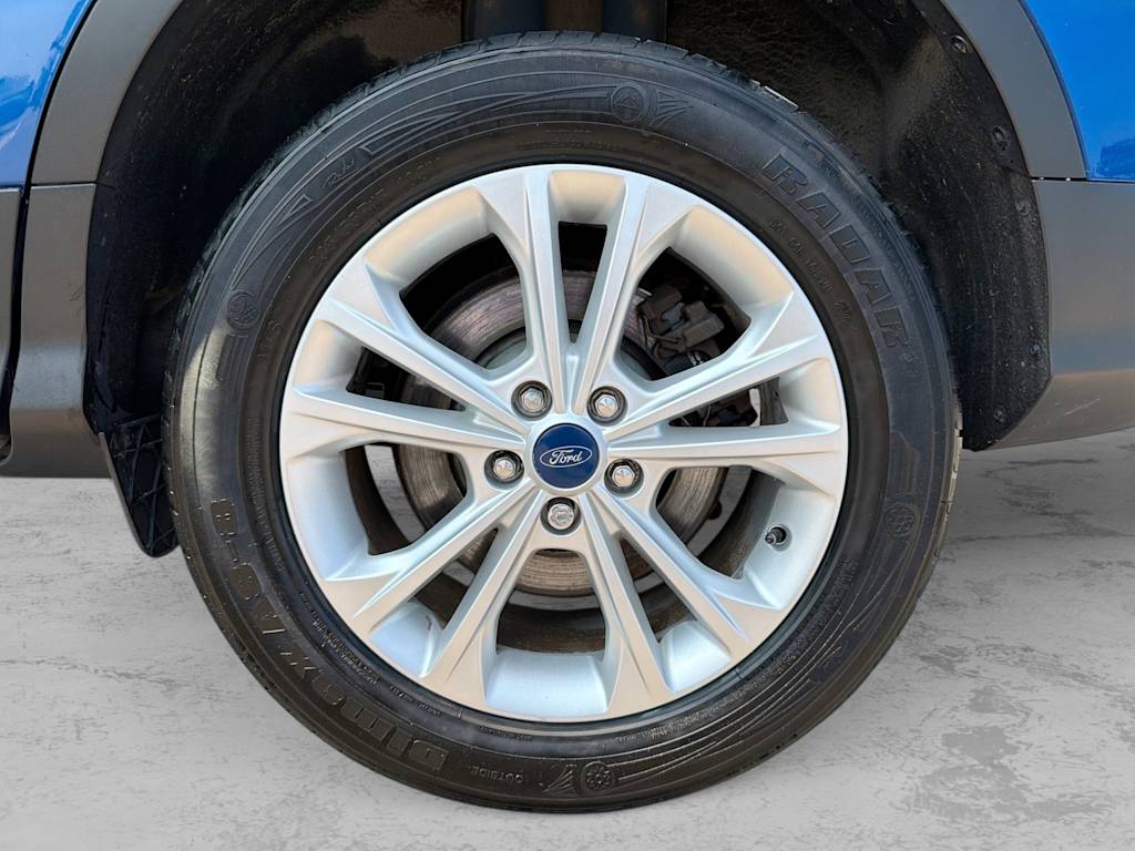 Thumbnail: 2019 Ford Escape - 8