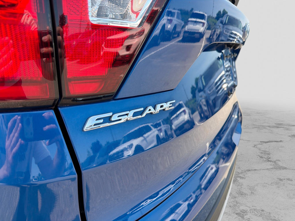 Thumbnail: 2019 Ford Escape - 23