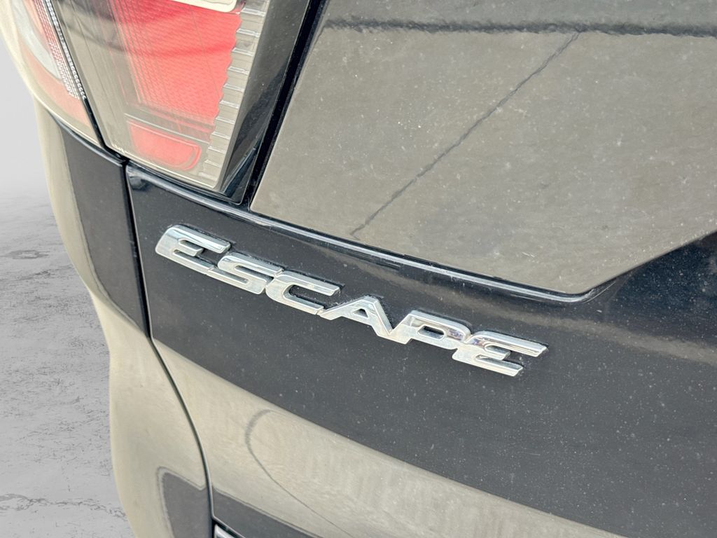 Thumbnail: 2017 Ford Escape - 23