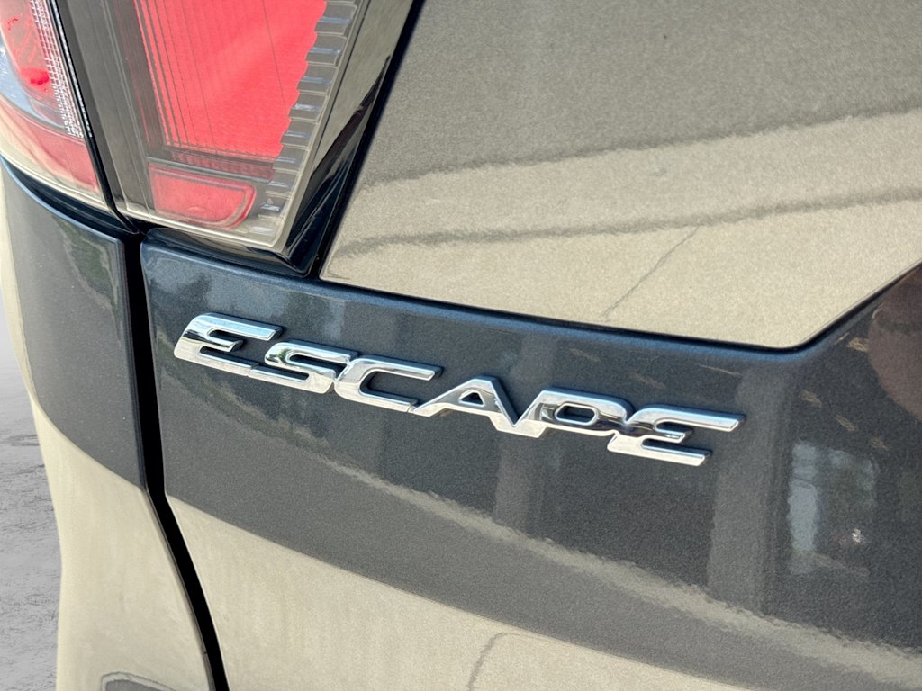 Thumbnail: 2018 Ford Escape - 24