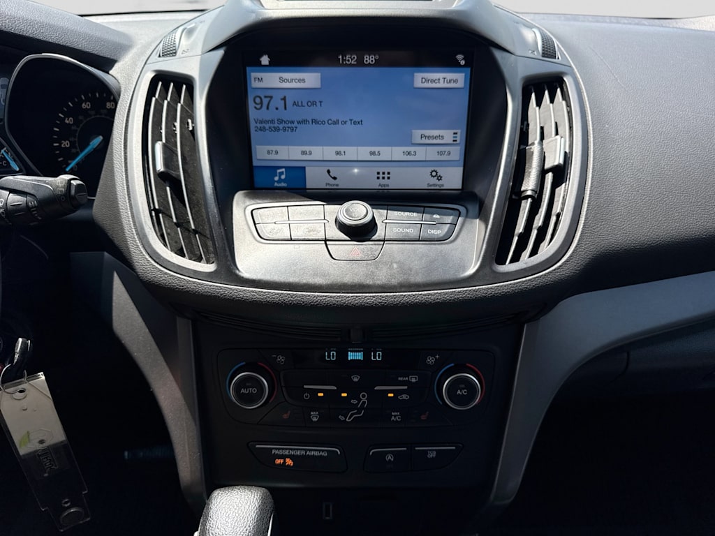 Thumbnail: 2018 Ford Escape - 14