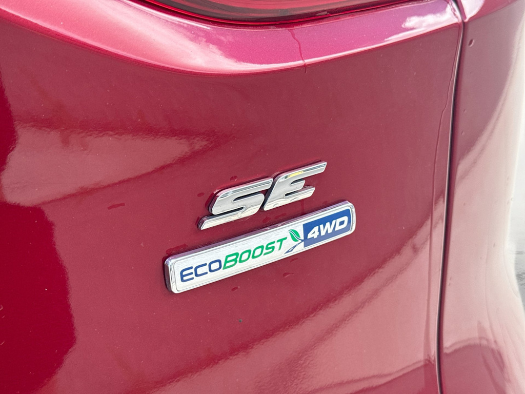 Thumbnail: 2015 Ford Escape - 19