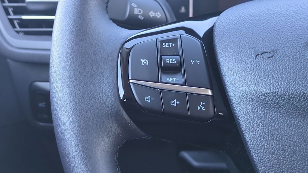 Thumbnail: 2025 Ford Escape - 26