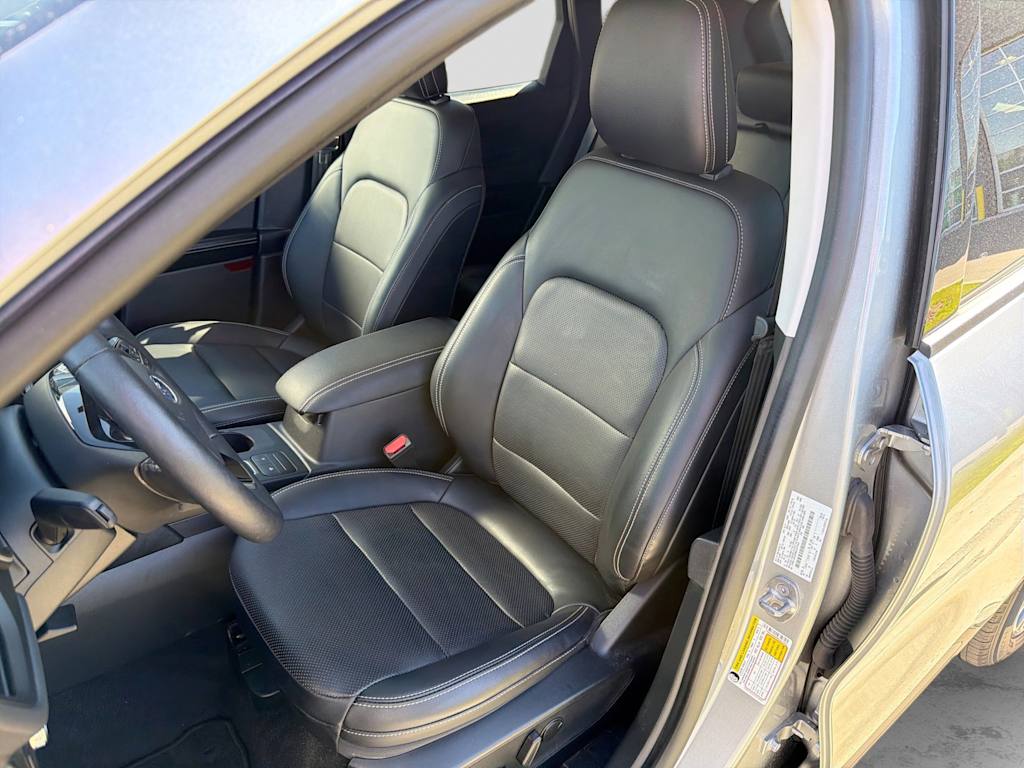 Thumbnail: 2021 Ford Escape - 12