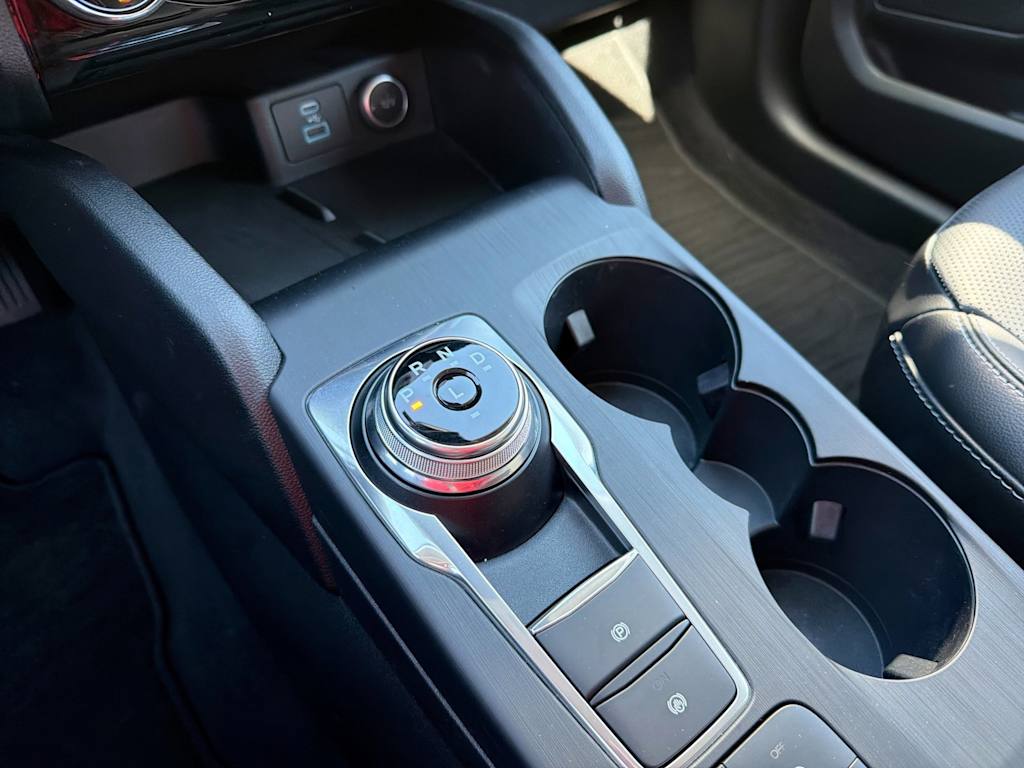 Thumbnail: 2021 Ford Escape - 15
