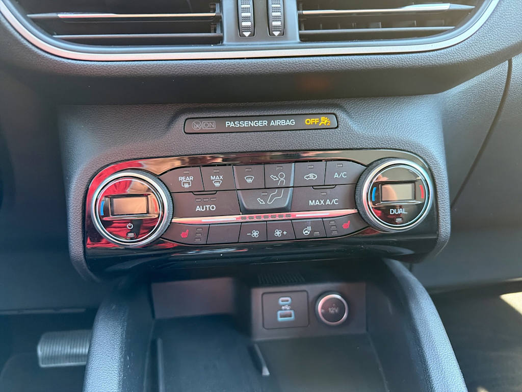 Thumbnail: 2021 Ford Escape - 33