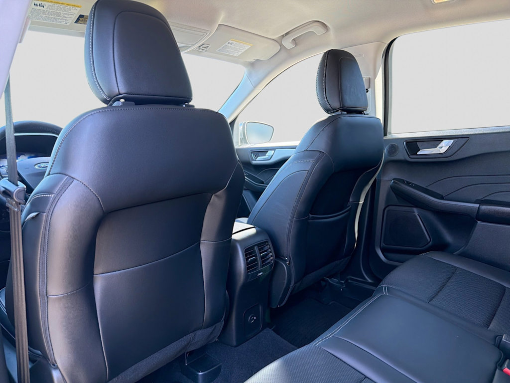 Thumbnail: 2021 Ford Escape - 13