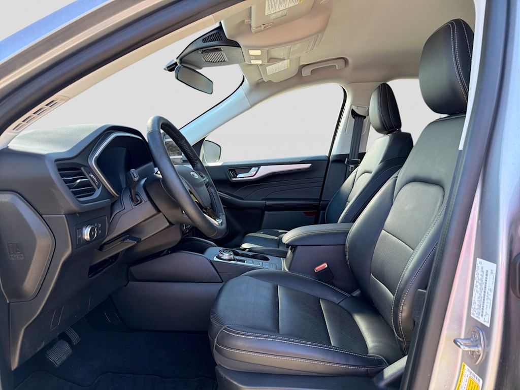 Thumbnail: 2021 Ford Escape - 11