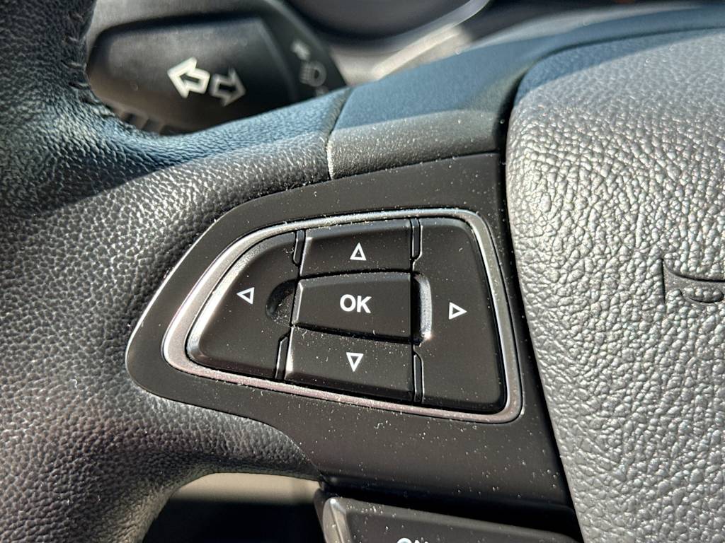 Thumbnail: 2019 Ford Escape - 28
