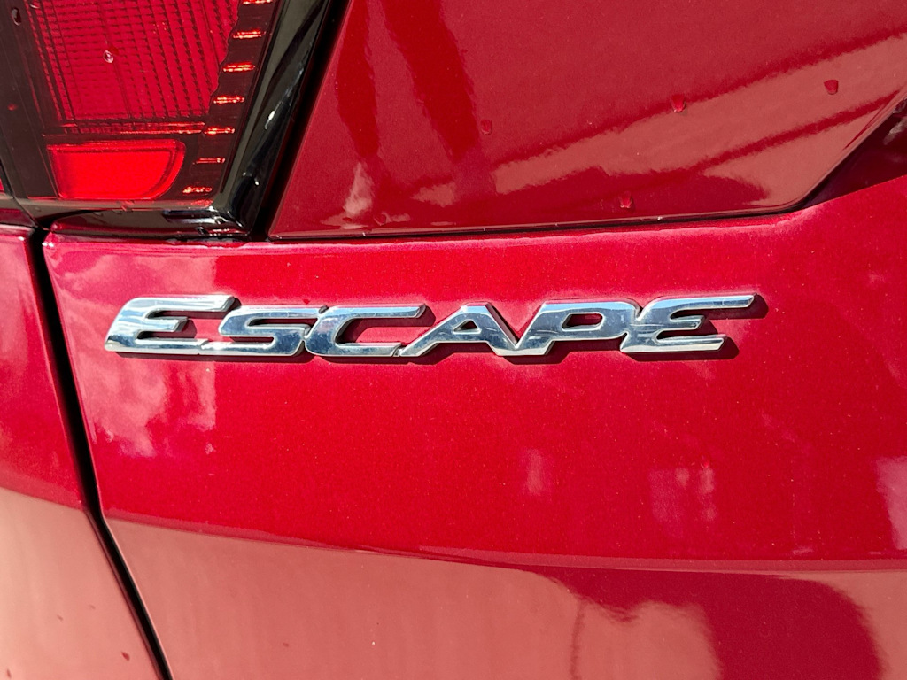 Thumbnail: 2019 Ford Escape - 24
