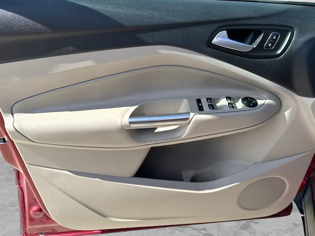 Thumbnail: 2019 Ford Escape - 33