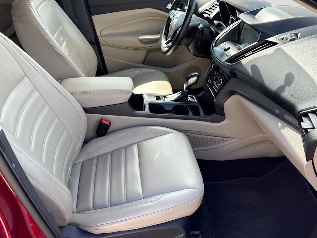 Thumbnail: 2019 Ford Escape - 11