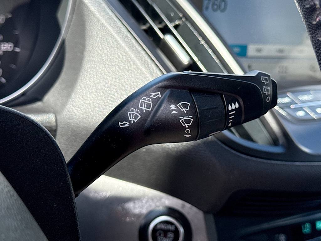 Thumbnail: 2019 Ford Escape - 15