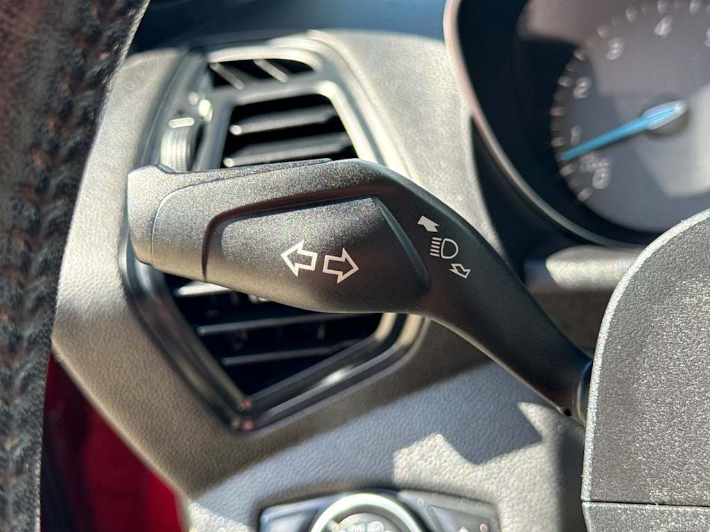 Thumbnail: 2019 Ford Escape - 30
