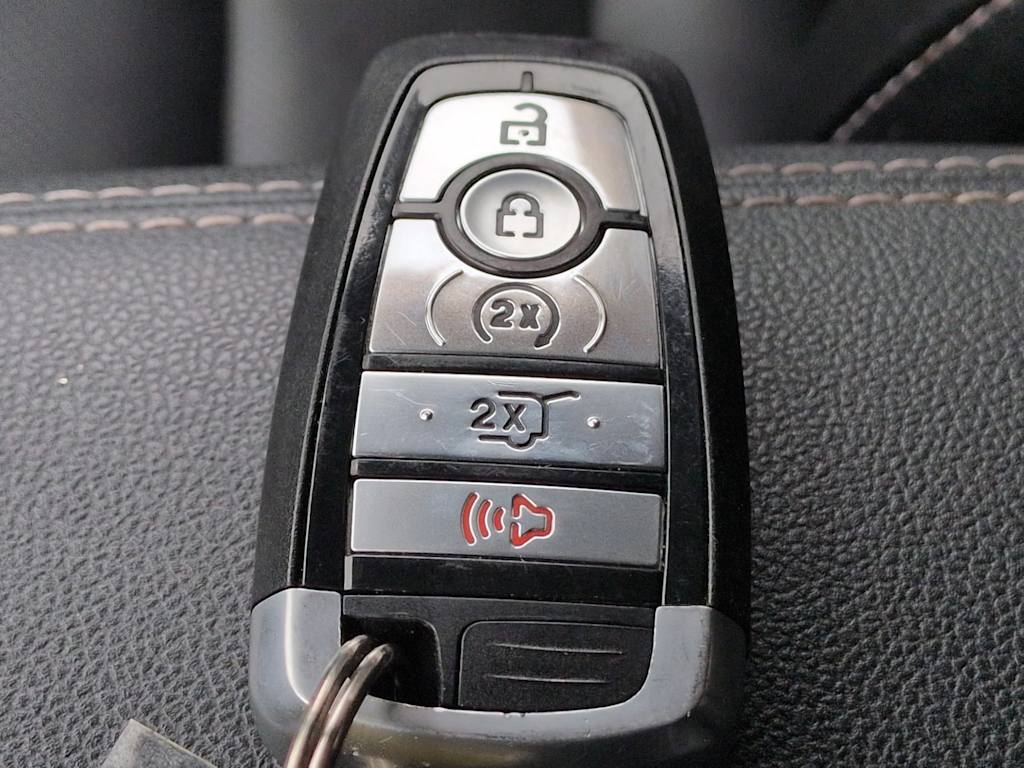 Thumbnail: 2020 Ford Escape - 36