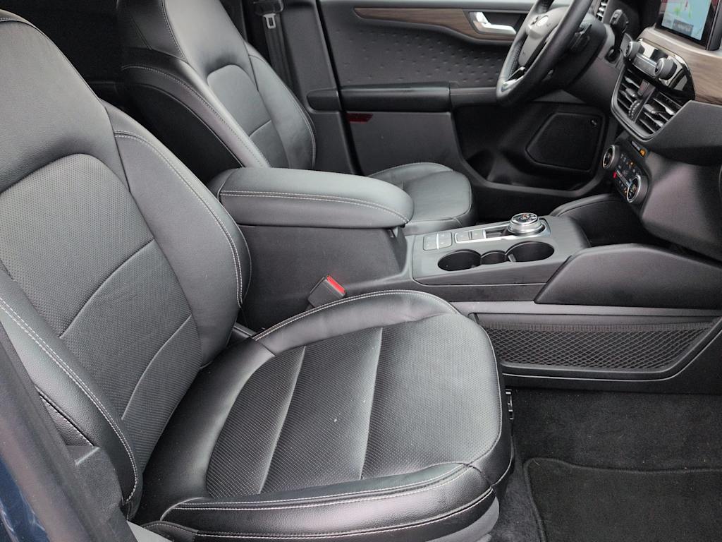 Thumbnail: 2020 Ford Escape - 11