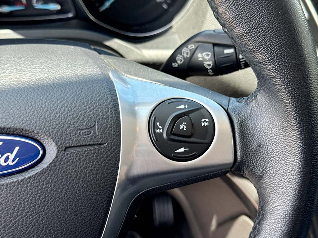 Thumbnail: 2016 Ford Escape - 30