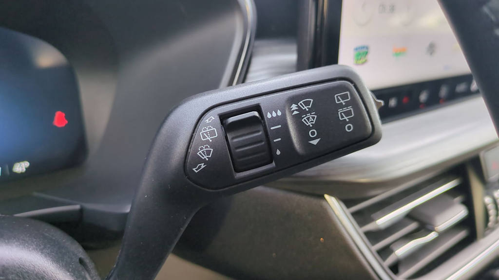 Thumbnail: 2023 Ford Escape - 28