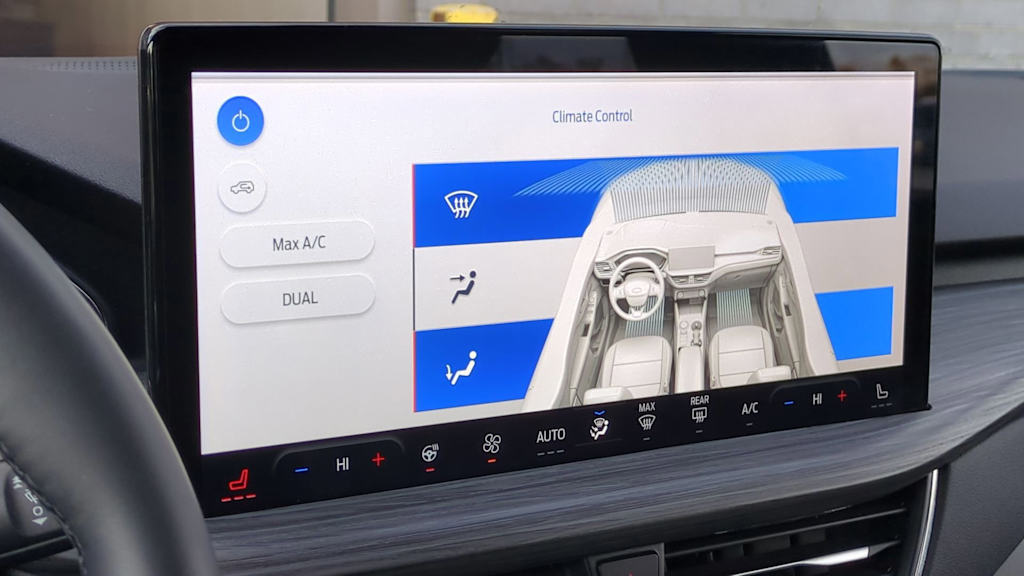 Thumbnail: 2023 Ford Escape - 31