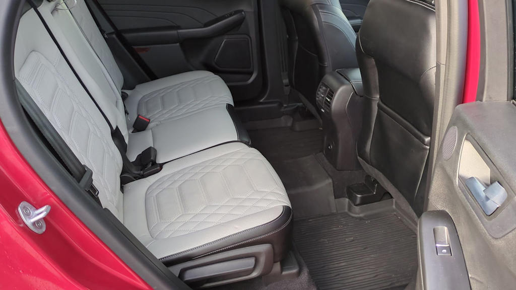 Thumbnail: 2023 Ford Escape - 24