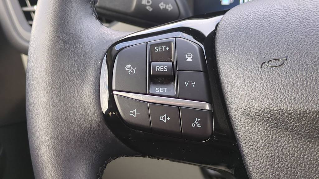 Thumbnail: 2023 Ford Escape - 26