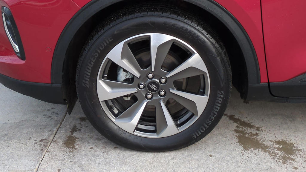 Thumbnail: 2023 Ford Escape - 8